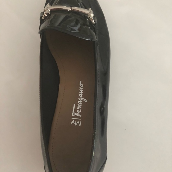 Ferragamo patent loafer - Picture 3 of 7